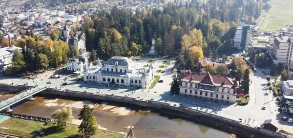 Cazinoul Băilor din Vatra Dornei: noua inimă a turismului cultural din Bucovina