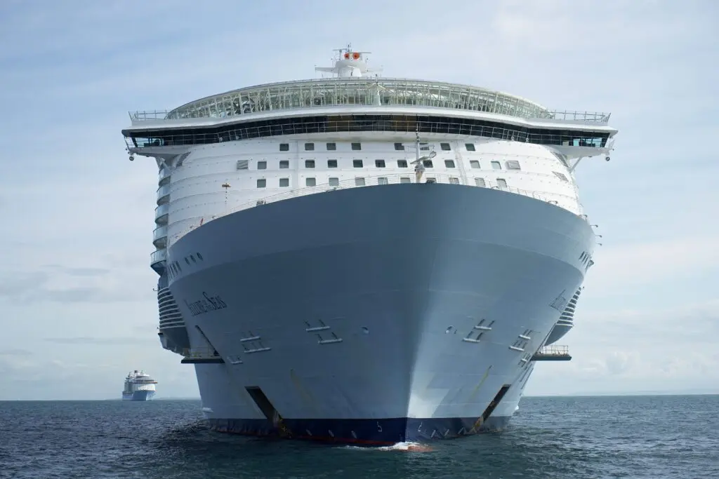 Croazieră spre Bahamas devine aventură în frigul canadian