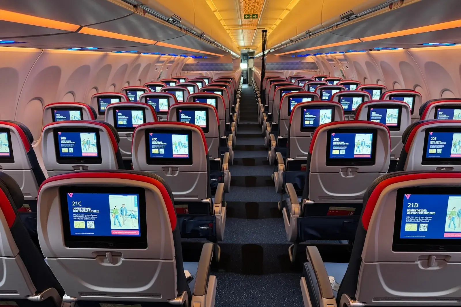 Delta SkyMiles Reserve: 50.000 mile și zboruri Comfort în bonus