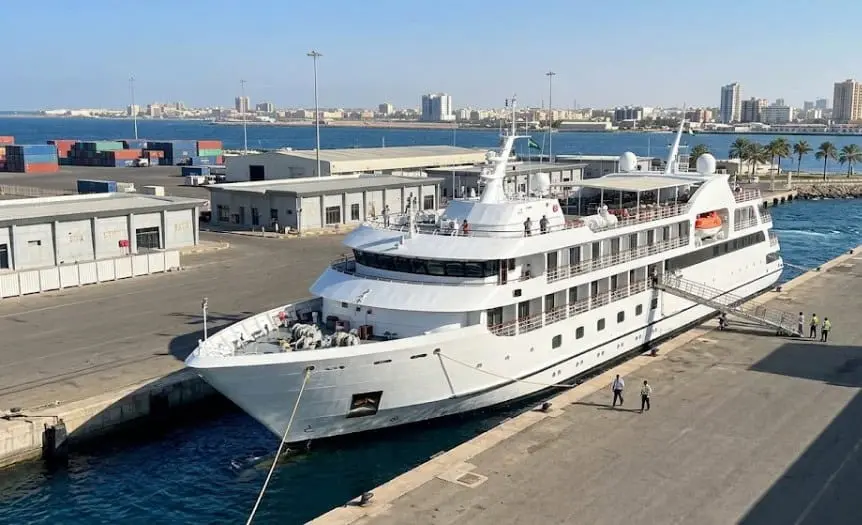 Dubai merge mână în mână cu Jeddah și altele pentru a crește călătoriile de lux prin experiențe exclusiv de croazieră
