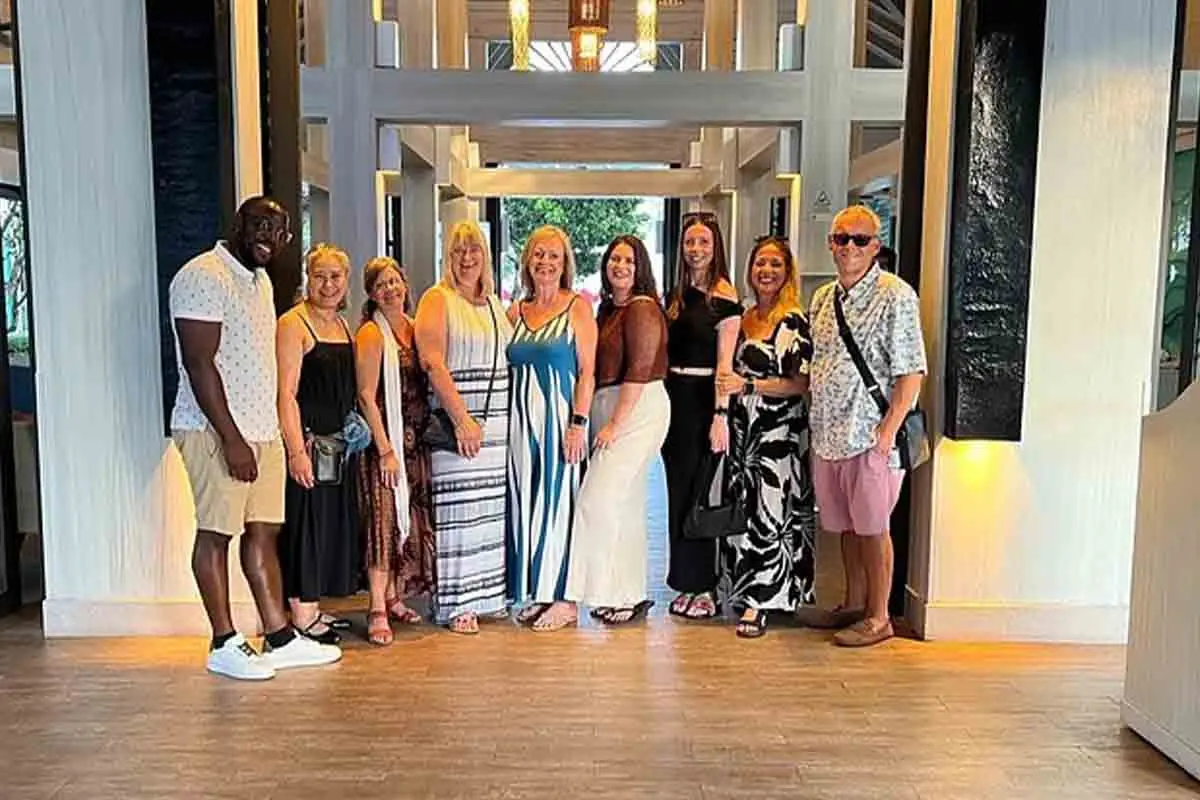 Agenții britanici au vizitat hotelurile ONYX din Thailanda pentru a le evalua direct